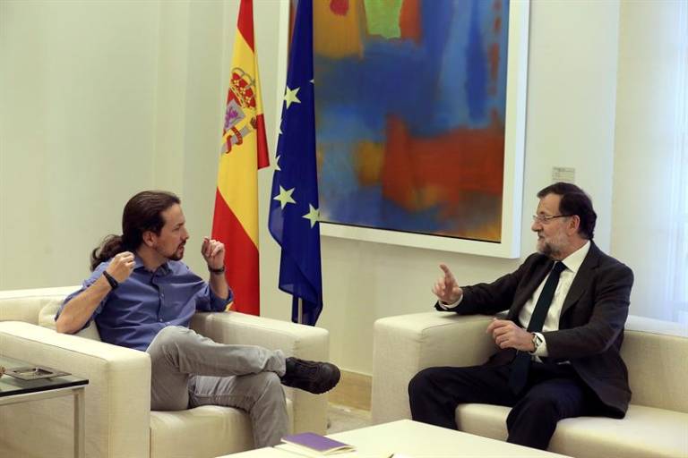 Rajoy recibe a Pablo Iglesias en la Moncloa