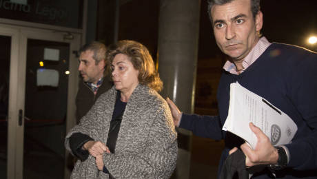 La exconcejal María José Alcón, a su llegada al juzgado (Marga Ferrer).
