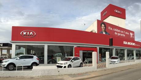 Pie de foto: Kia Autopista Sur cuenta con el mejor servicio para empresas en sus tres centros de atención.