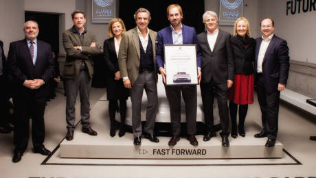 Foto: De izquierda a derecha: D. Rafael San Román, D. Ignacio Carrasco, Dª María Teresa Minguez, D. Tomás Villén, D. Fernando Yrurzum, D. Juan José Maestro, Dª Irantzu González y D. Carlos Baratas.