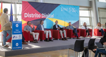 Participantes en la mesa redonda del foro de Innovación de Alicante Plaza.