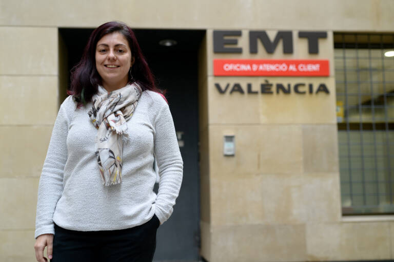 marta serrano, emt, sueldo