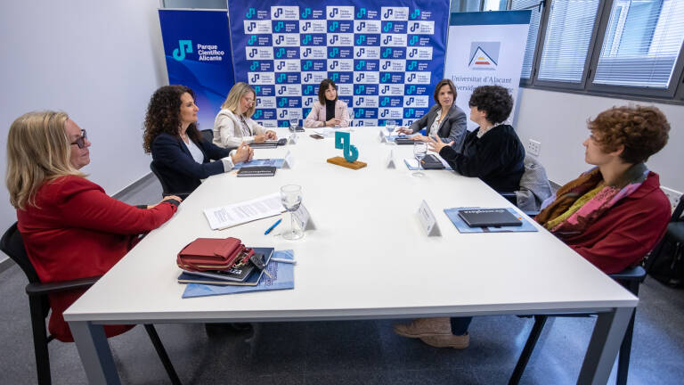 Un momento de la mesa redonda en el PCA.