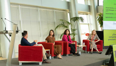 Mesa de Universidad Pyme en Alicante "Empleo digital y nuevos modelos de empresa".