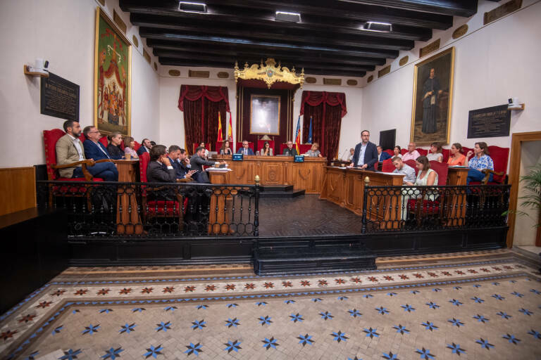 Pleno de Elche en agosto de 2023.