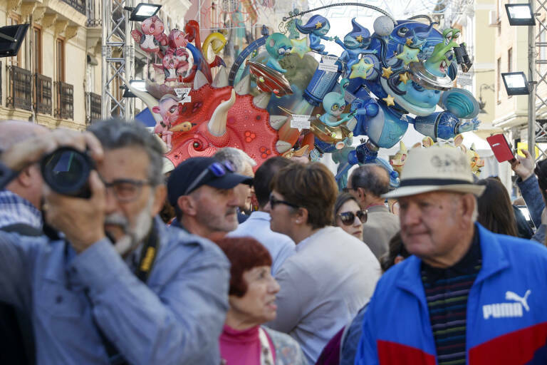 Fallas de Valencia 2024: alojamiento, consejos de seguridad y gastronomía fallera