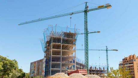 Edificio en construcción en Alicante, en imagen de archivo.