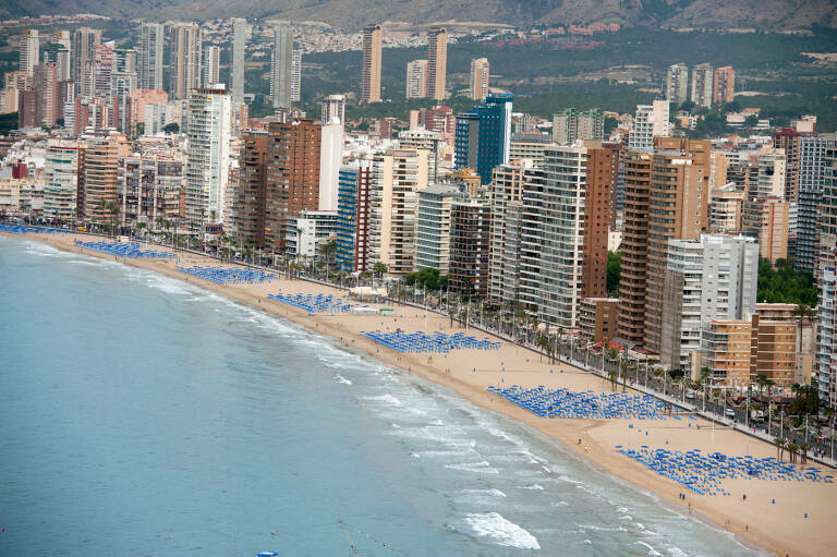 Una panorámica de la costa de Benidorm.