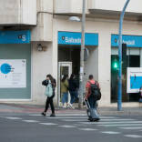 Oficina de Banco Sabadell en Alicante.